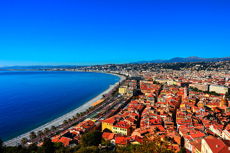 La Côte d'Azur : une destination  et une marque touristique mondiale durable ?