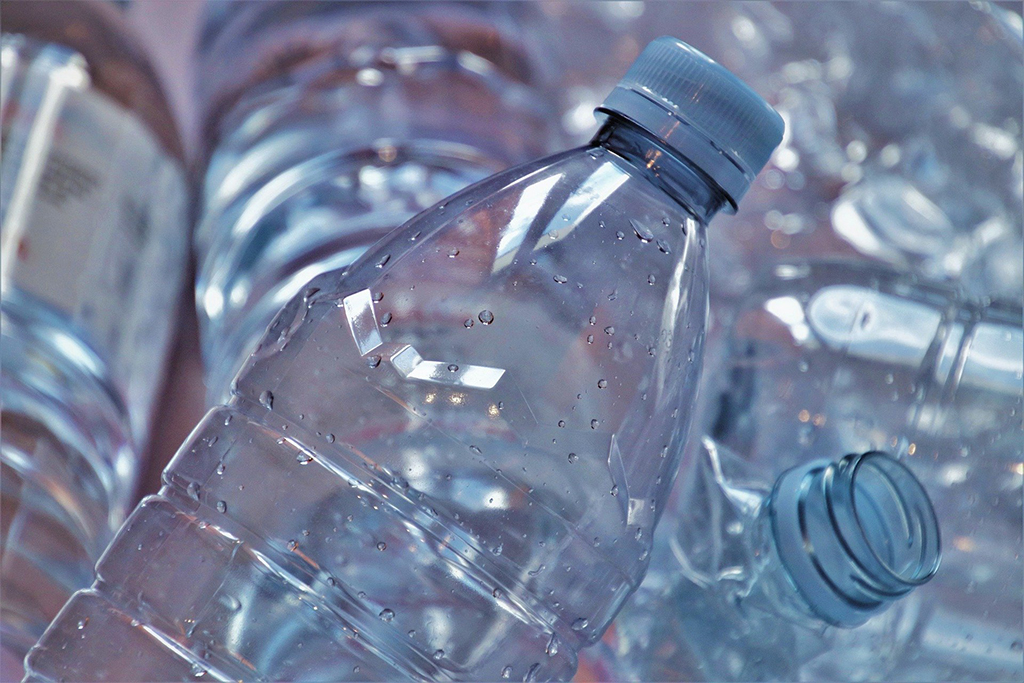 Bouteille plastique