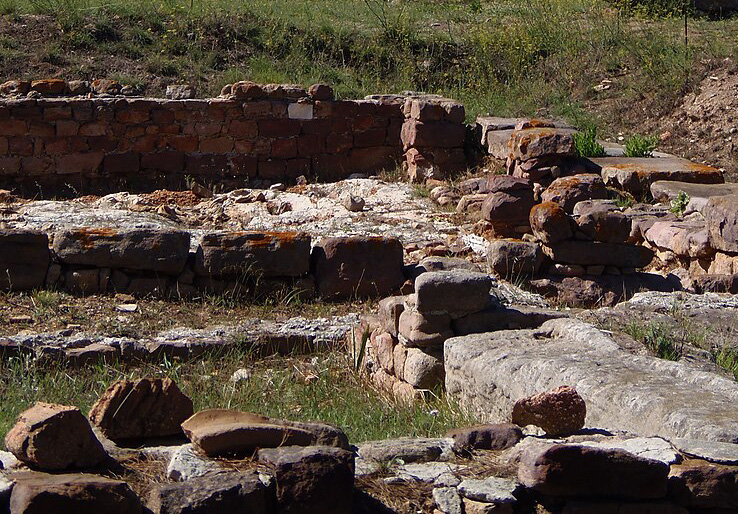 Le_site_archéologique_d'Olbia_wikimedia-commons